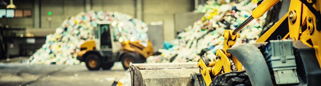 solid waste and recycling header image
